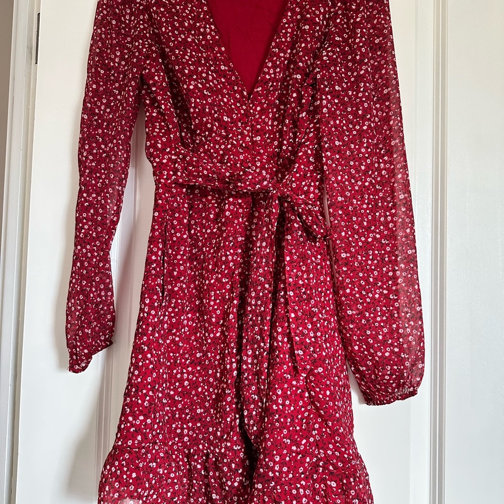 Abercrombie & Fitch Red Floral Long Sleeve Dress